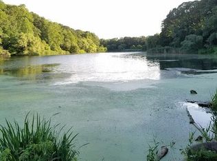 22306 56th Rd, Oakland Gardens, NY 11364