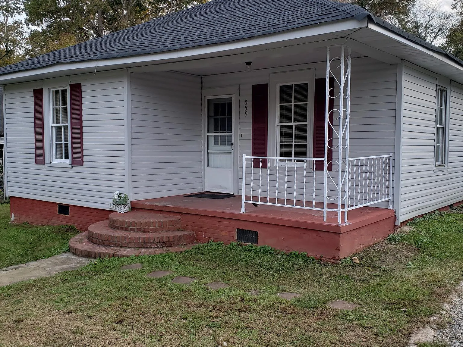559 Patterson Street — Photo 1