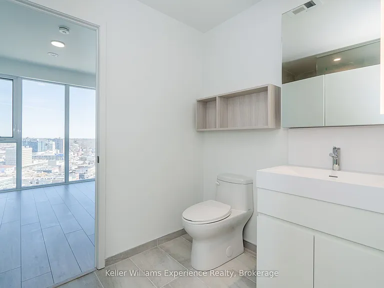 39 Mary St #2007 — Photo 25