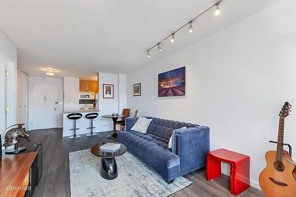 Sold by Corcoran | media 2