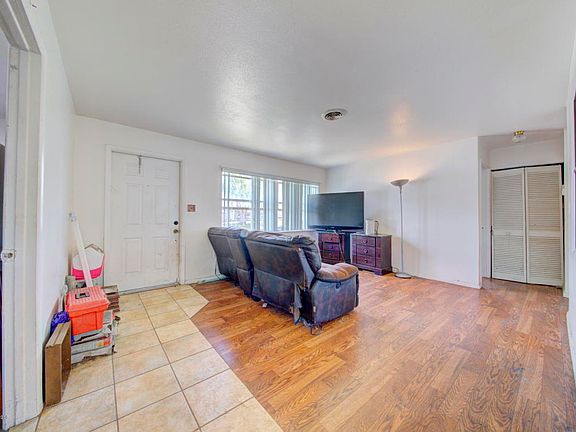 4th image of 1506 Arnold Dr