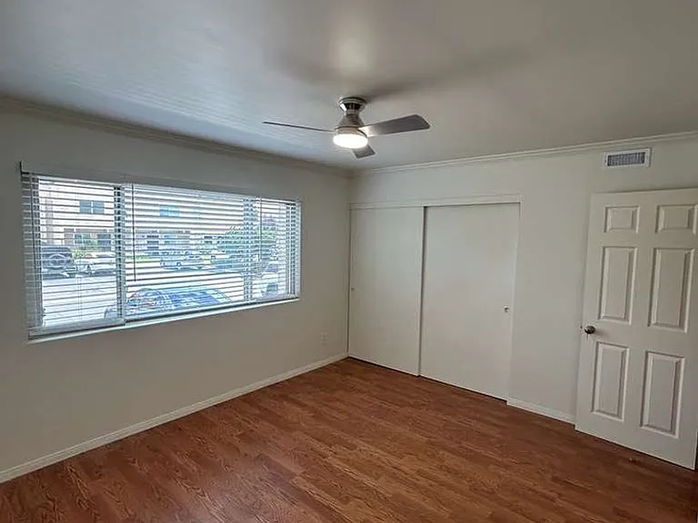 6811 Alvarado Rd #13 — Photo 7