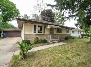 10443 W Fairmount Ave, Milwaukee, WI 53225