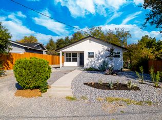 3335 Court St, Redding, CA 96001