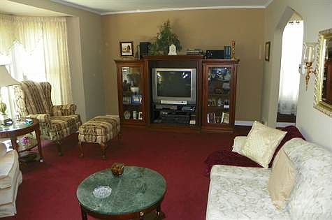 2nd image of 11115 S Campbell Ave