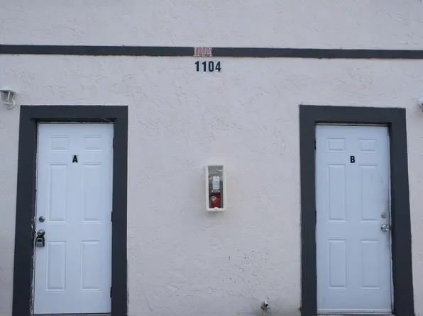 1104 22nd St APT B, West Palm Beach, FL 33407