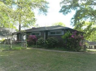 804 Gordon St, Chickamauga, GA 30707