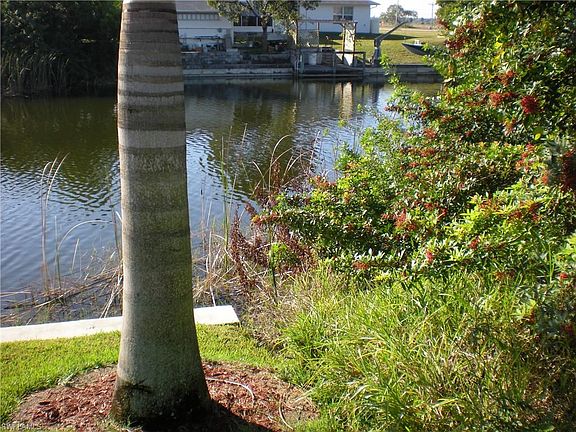 3rd image of 720 NW 9th St