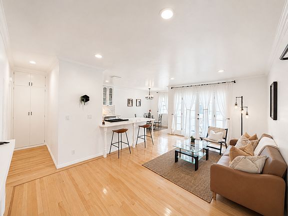 5th image of 1111 11th St #207