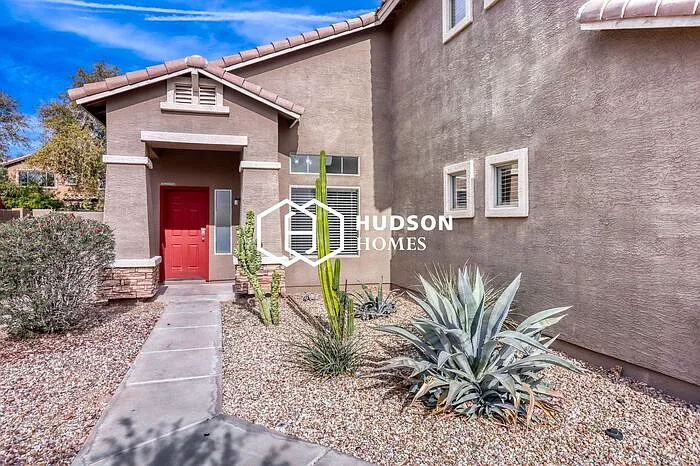 4 bed, 3.0 bath, 2485 sqft, $2,235 — Photo 4