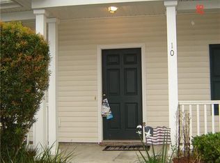 10 Travertine Cir, Savannah, GA 31419