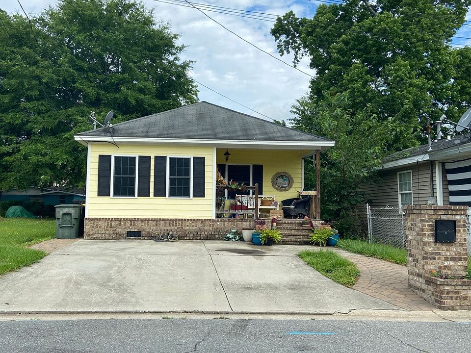 1st image of 113 Millen St