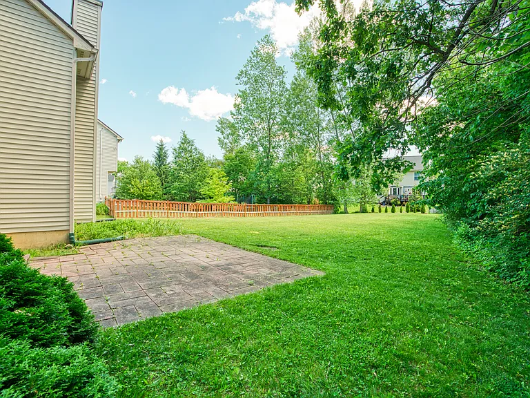 3172 Birchwood Ct — Photo 41