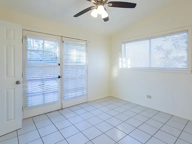 535 N Cimarron St — Photo 28