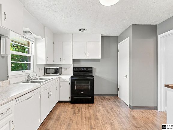 5th image of 6414-6416 Western Ave