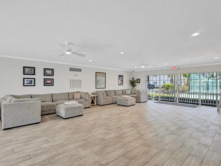 8803 Bay Pointe Dr #203 — Photo 24