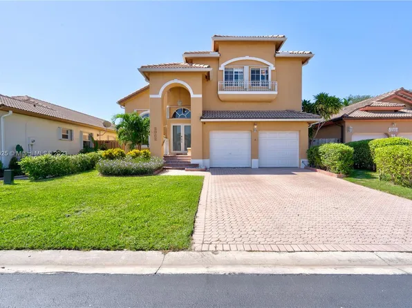 2962 NW 98th Pl, Doral, FL 33172