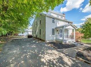 27 E Franklin Ave #A, Pennington, NJ 08534