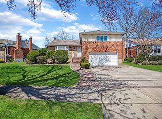 2157 Jackson Pl, Bellmore, NY 11710