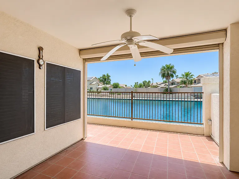 9047 W Port Royale Ln — Photo 6