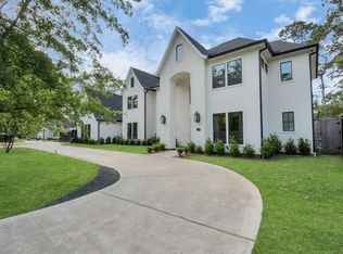 11937 Memorial Dr, Houston, TX 77024