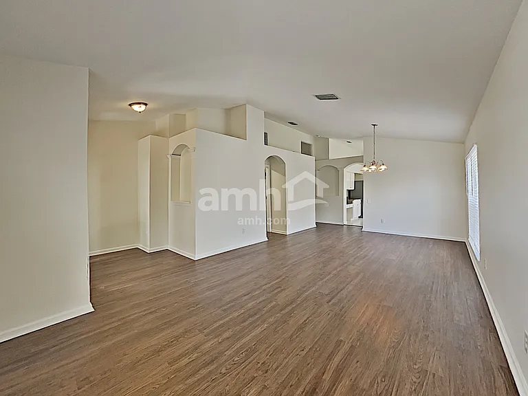10311 Hunters Haven Blvd — Photo 7