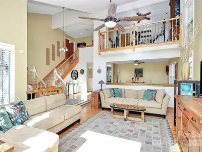 208 Foxlair Ct, Matthews, NC, 28105