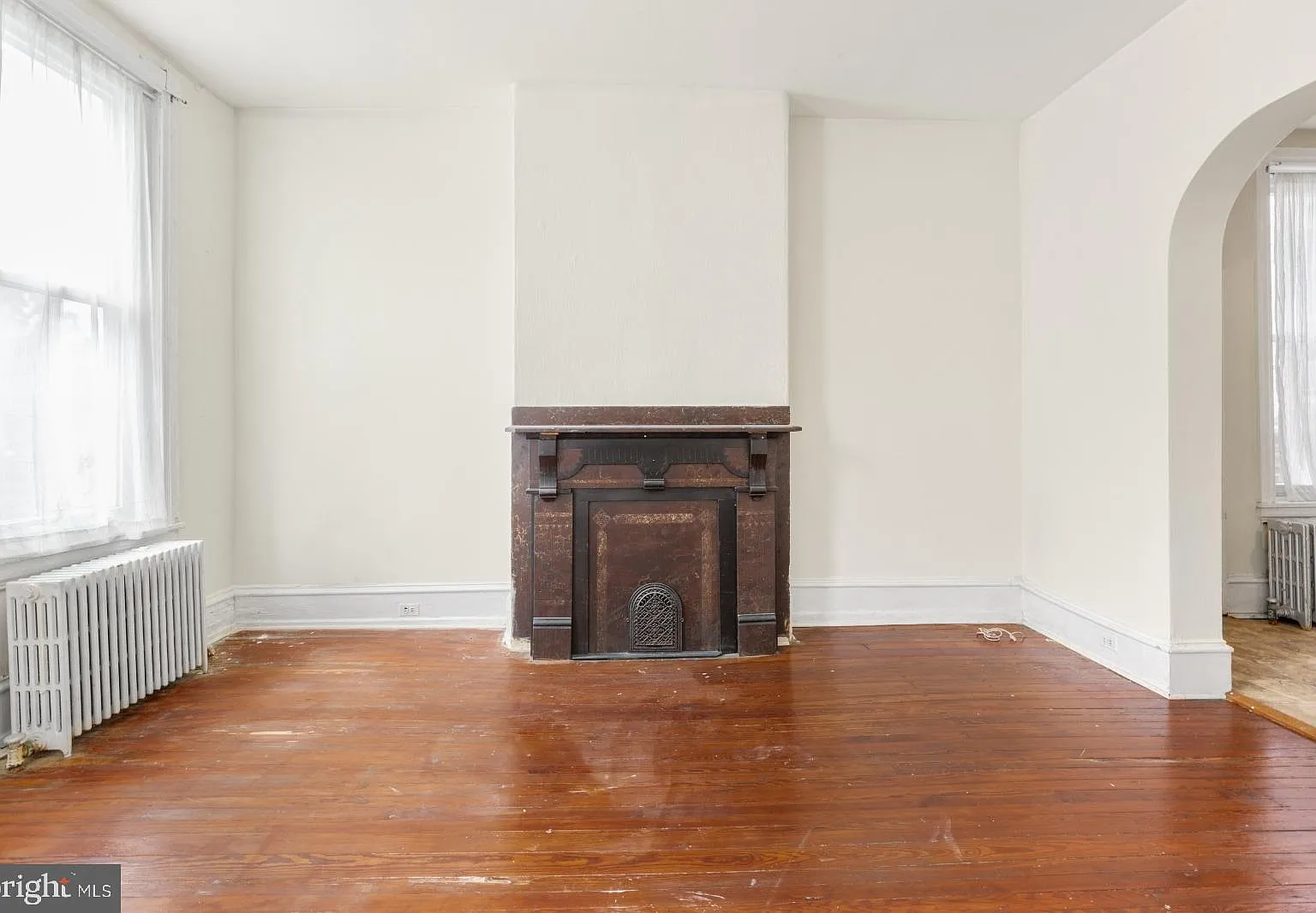 2 bed, 1.0 bath, $1,275 — Photo 3