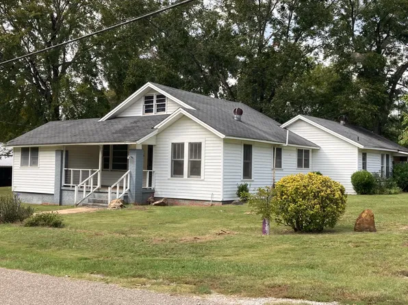 1121 E Patton St, Tallassee, AL 36078