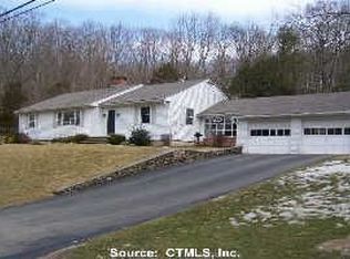 7 Hyland Ave, Woodbury, CT 06798