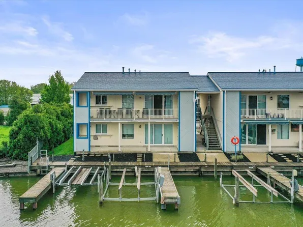 241 Chase Ave APT F-2, Russells Pt, OH 43348