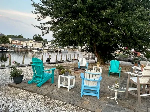 221 Seneca Boulevard, Barnegat, NJ 08005