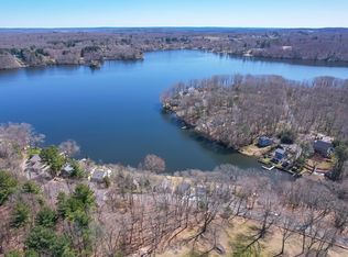 39 1/2 W Sutton Rd, Sutton, MA 01590