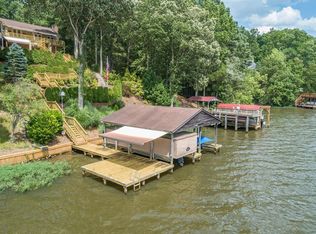 990 Cannons Ferry Rd, Bracey, VA 23919