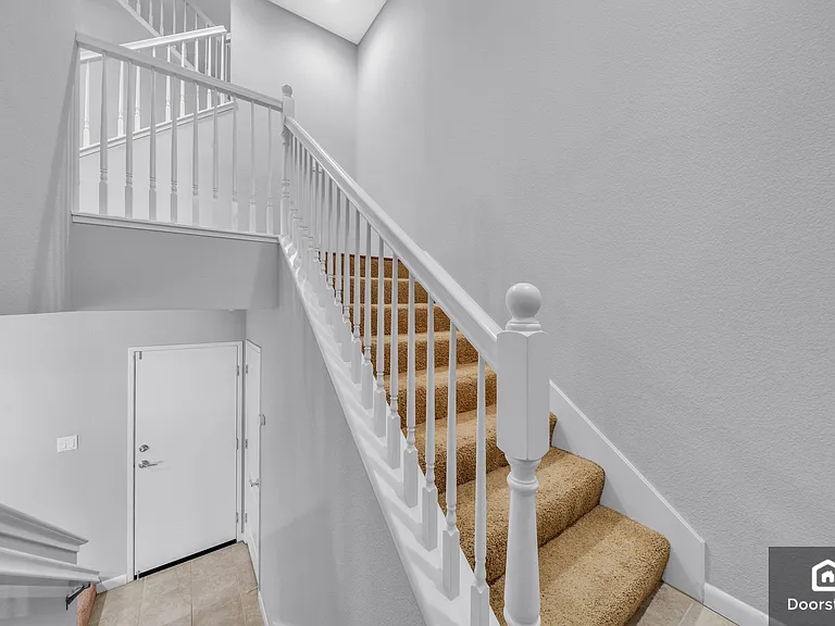 581 Saco Ter — Photo 10