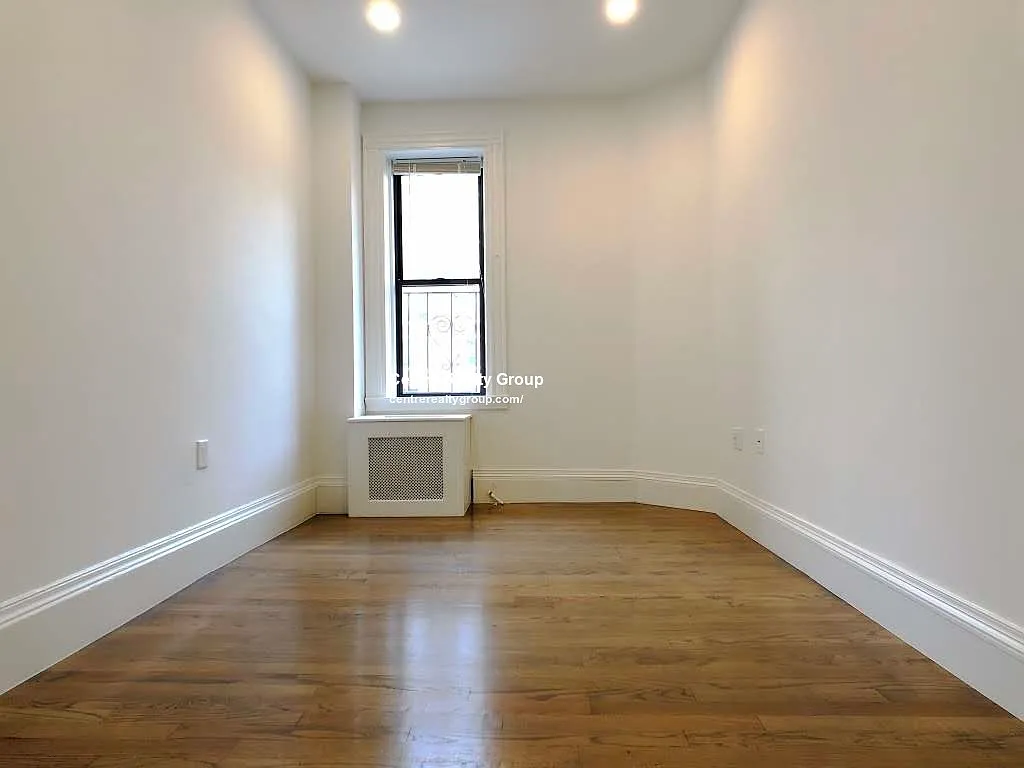 1 bed, 1.0 bath, $3,050 — Photo 2