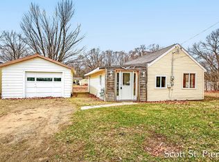 1497 Riblet Rd, Muskegon, MI 49445