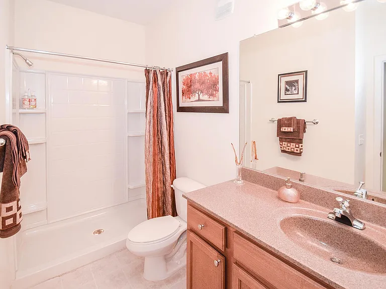 Capital Walk Apartments — Photo 10