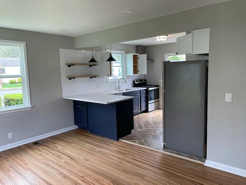 2601 Vance Ave — Photo 2
