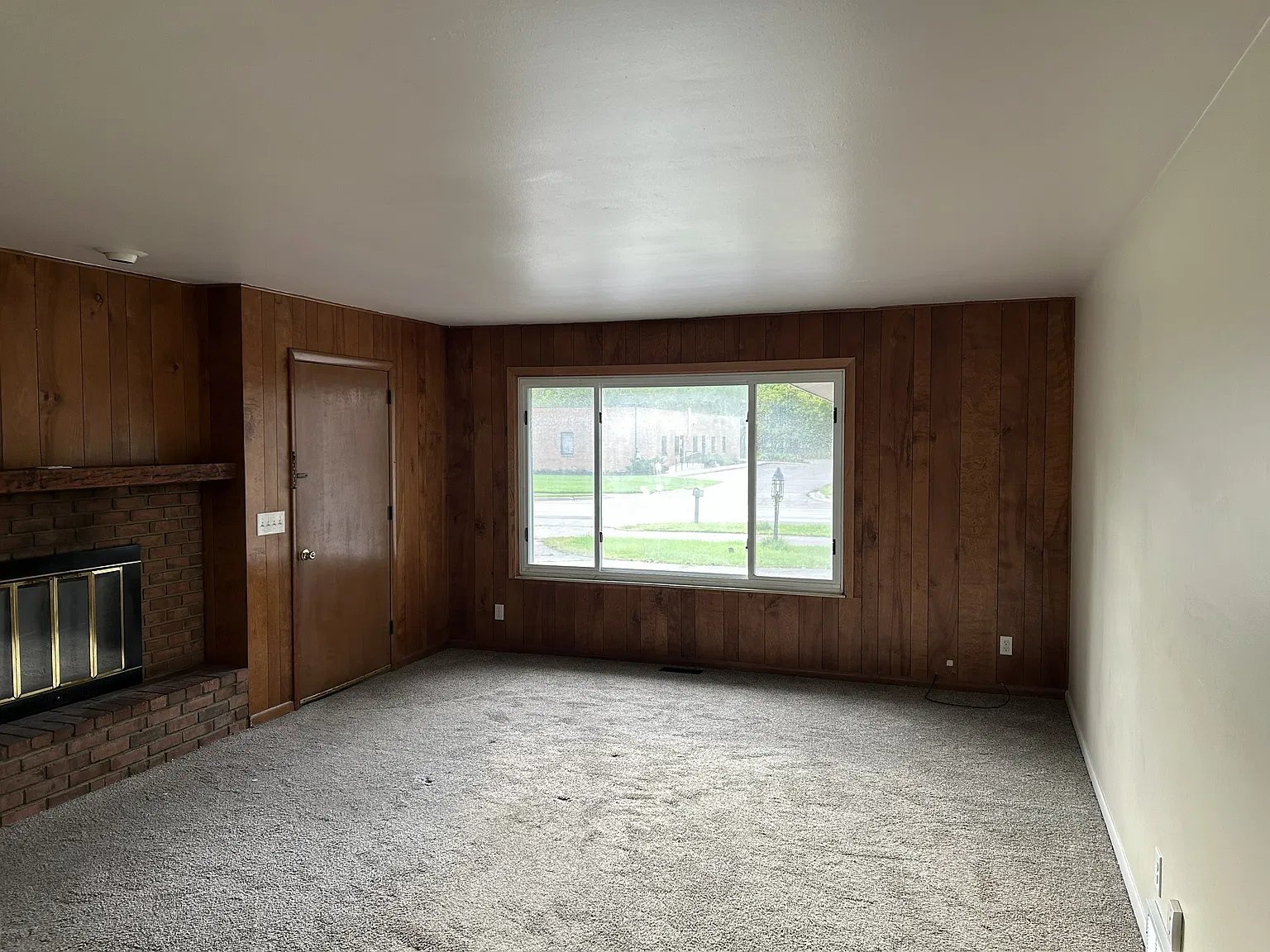 2 bed, 1200 sqft, $1,400 — Photo 3