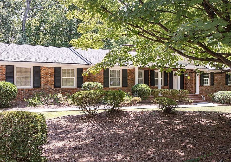 1st image of 541 Woodland Rd