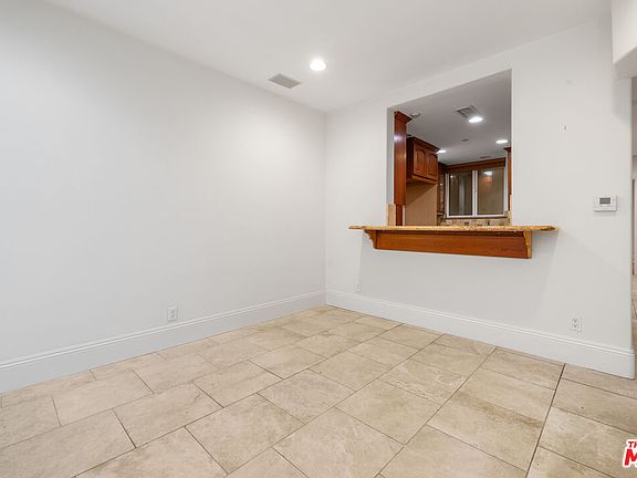 4th image of 16123 Sunset Blvd #103