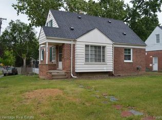 878 W Lincoln St, Birmingham, MI 48009