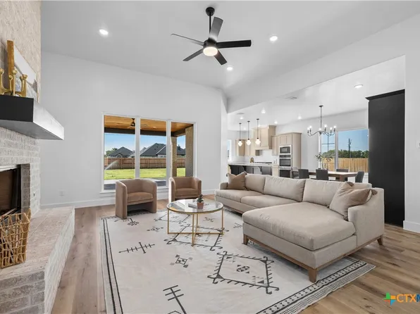7949 Rock Crest Dr, Temple, TX 76502