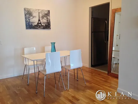 Rented by Kian Realty | media 5