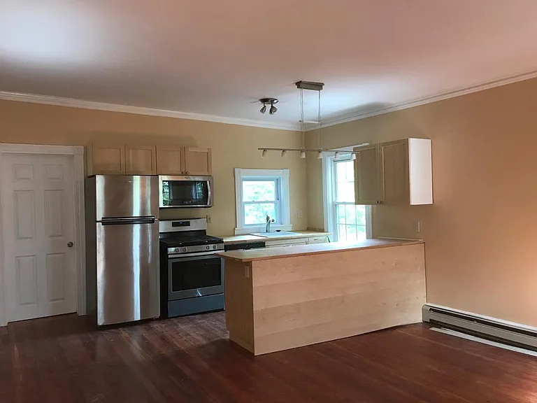 2324 Washington St #3 — Photo 10