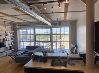 110 Princess St #506, Winnipeg, MB R3B1K7