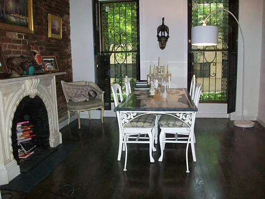 Rented by BLS Realty | media 16