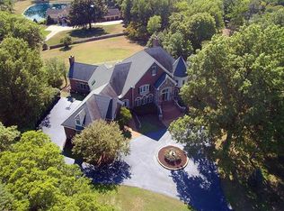 10842 Kennerly Rd, SAINT LOUIS, MO 63128