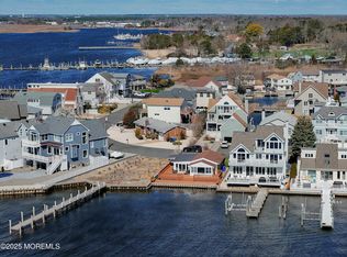 44 Island Dr, Brick, NJ 08724